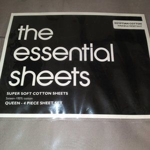 Bloomingdale's Egyptian Cotton Sateen Wrinkle Resistant Queen Sheet Set